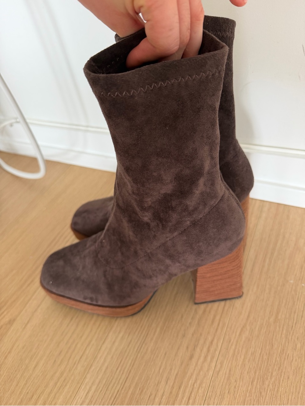 NASTYGAL Women’s Brown Suede Block Heel Boots - Picture 3 of 4